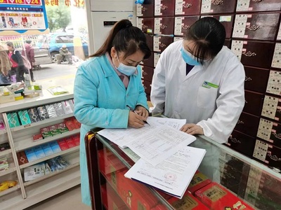 走访督查辖区消毒产品抗(抑)菌制剂 促进清廉医院建设